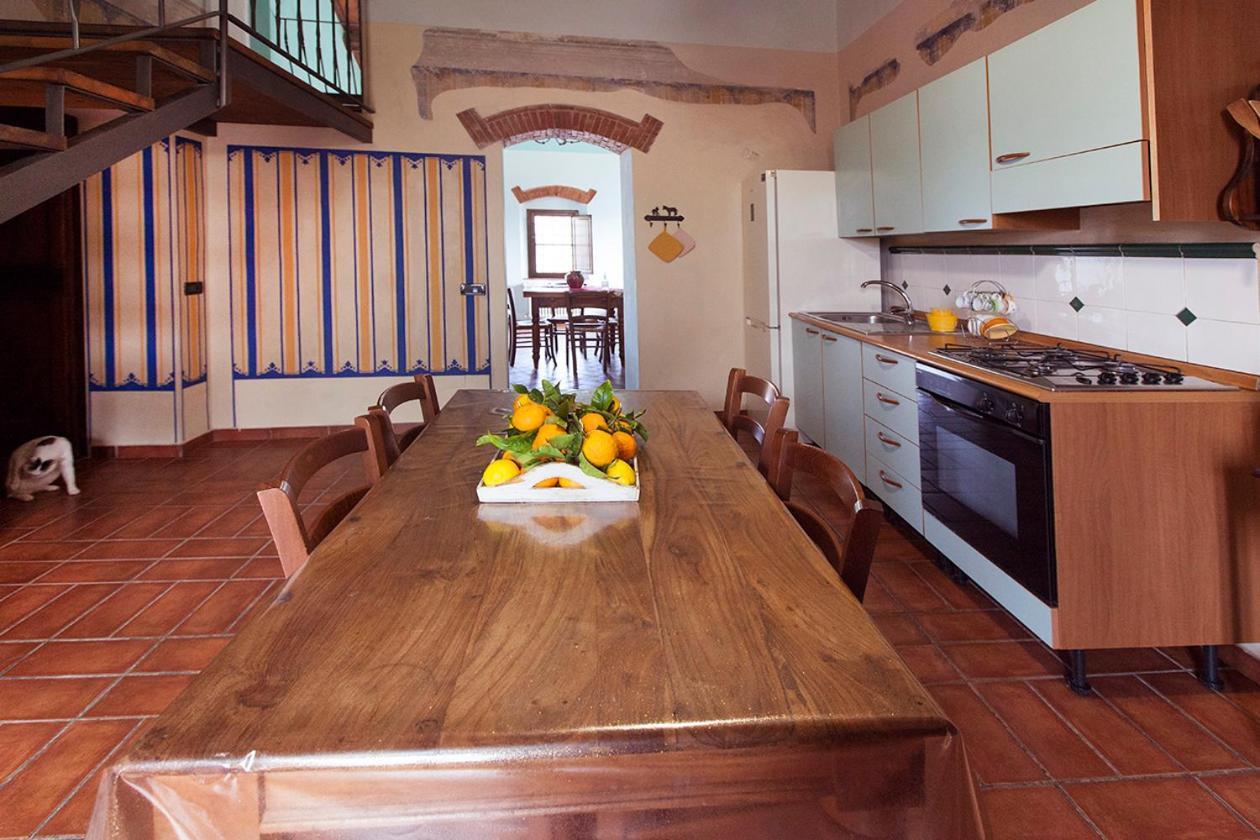 Casa Del Lecceto Apartment Campiglia Marittima Luaran gambar